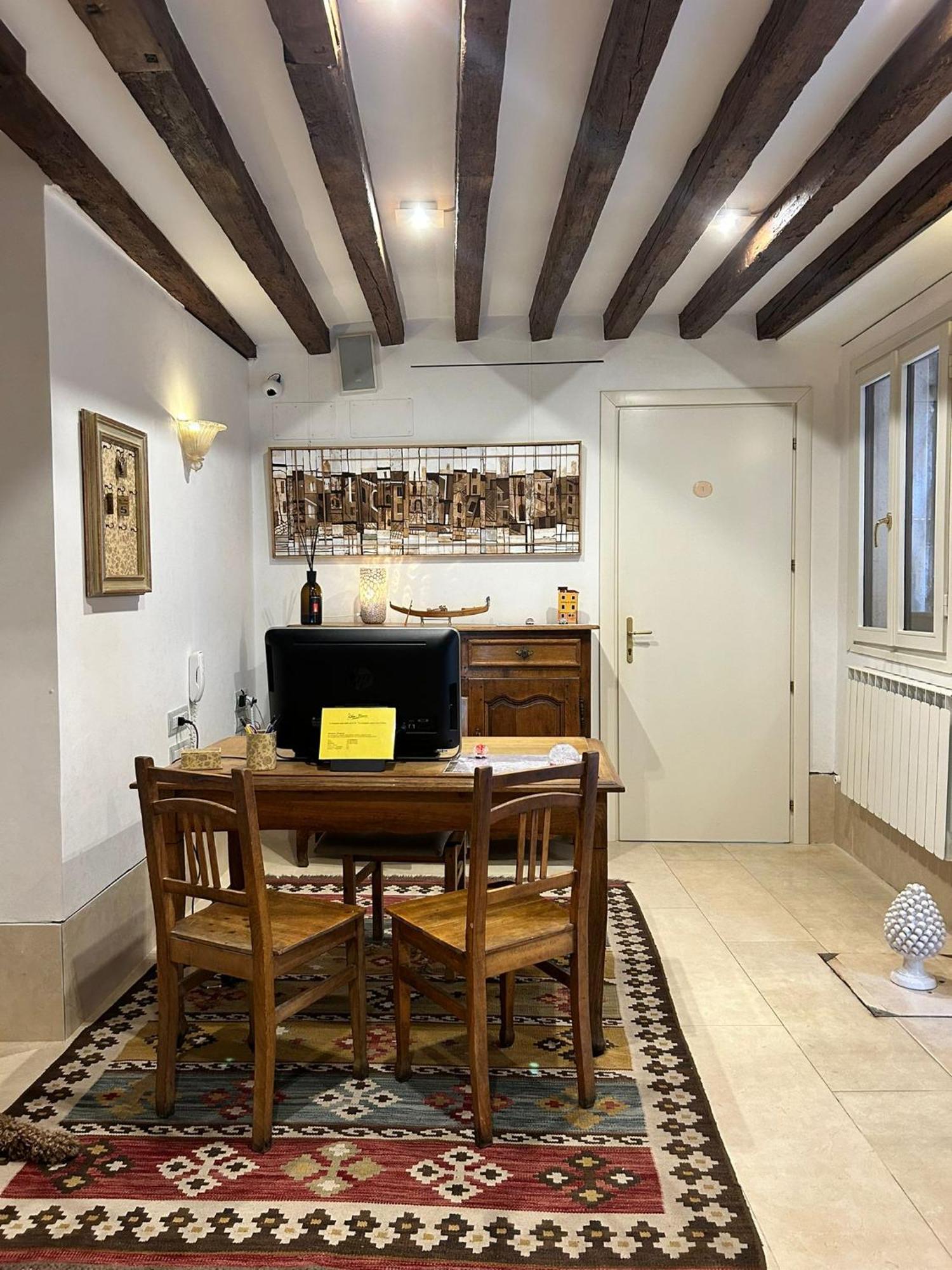 ונציה Ca' San Trovaso - 6 Rooms מראה חיצוני תמונה