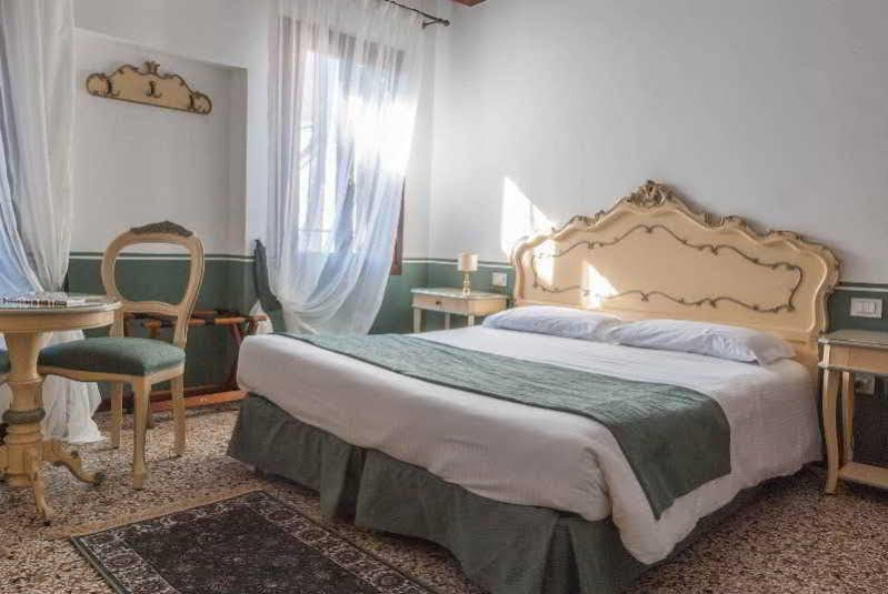 ונציה Ca' San Trovaso - 6 Rooms מראה חיצוני תמונה